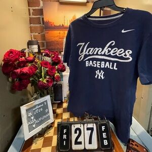 Nike New York Yankees Baseball Athletic